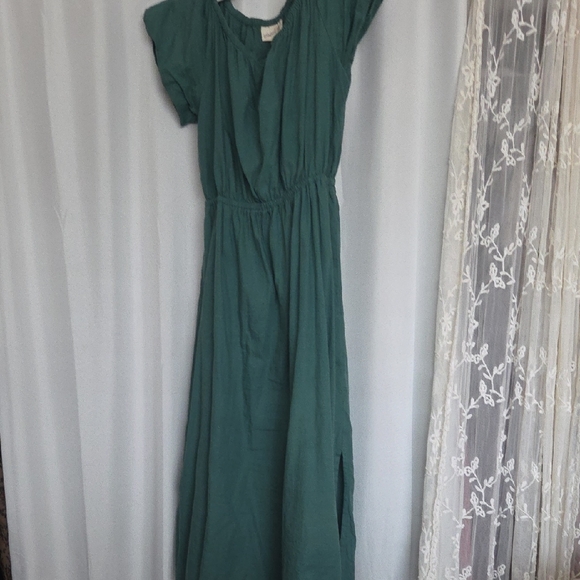 Universal Thread Dresses & Skirts - Universal Thread Teal Midi Dress